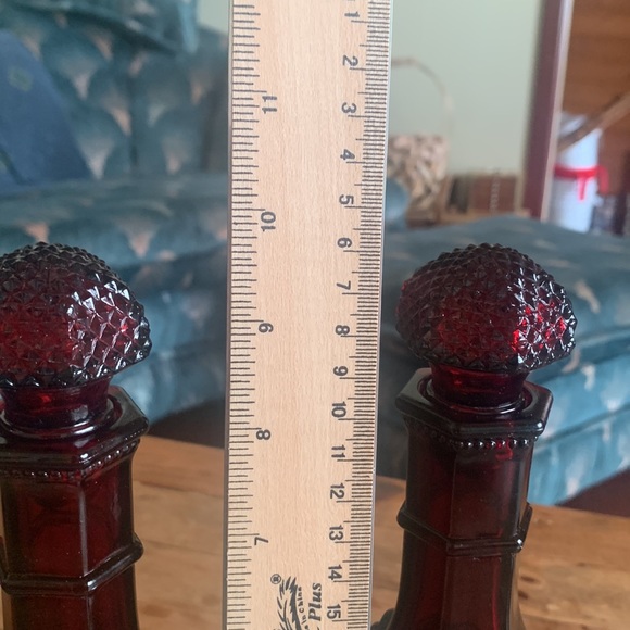 Avon 1876 Cape Cod Ruby Red Wine/Bubble Bath Decanter. Collectable Set/2 - Picture 11 of 12